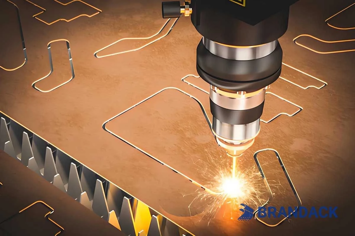 Machine de d&eacute;coupe laser CNC